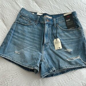 Brand New Levi’s Jean Shorts
